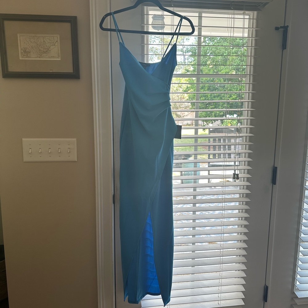 Lulus dress size small.